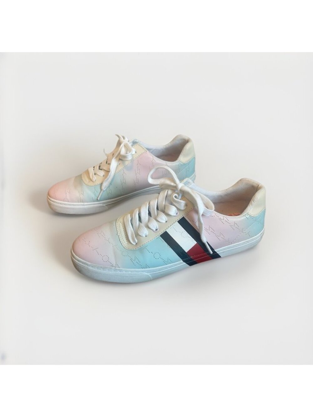 Tommy Hilfiger TWLAYLEE Women’s Sneakers Size 10M Pastel Stripe Casual Shoes - Picture 1 of 12